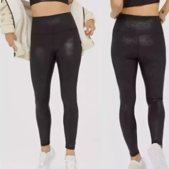 Aerie OFFLINE The Hugger Crackle Legging - Picture 1 of 9